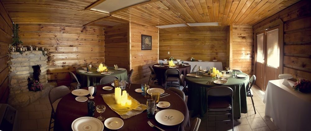 Black Bear Lodge Motel Slade 외부 사진